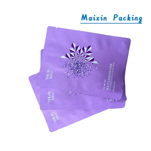 Bolsa para mascarilla en crema
